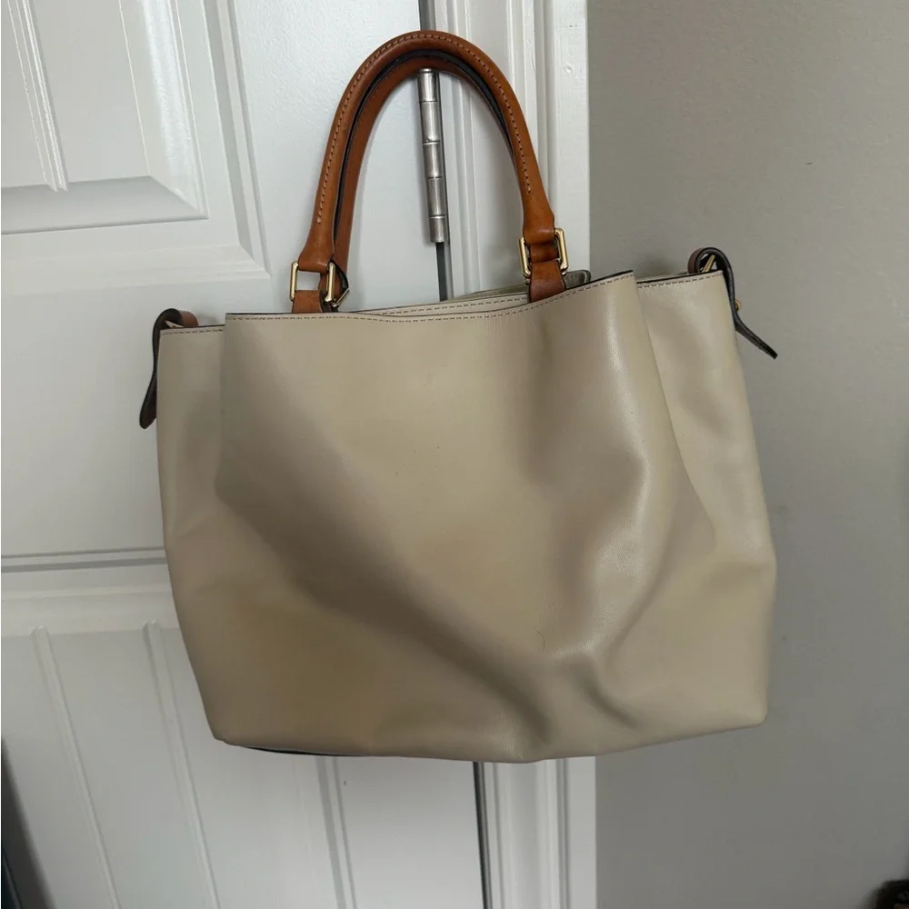 Dooney & Bourke- Barlow- Beige Leather Tote - Picture 2 of 6
